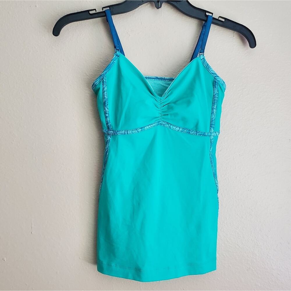 Lululemon Aqua Adjustable Strap Conditioning Tank